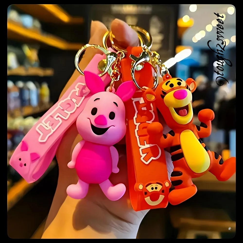 🆕DISNEY'S OFFICIALLY LICENSED EEYORE 3D KEYCHAIN